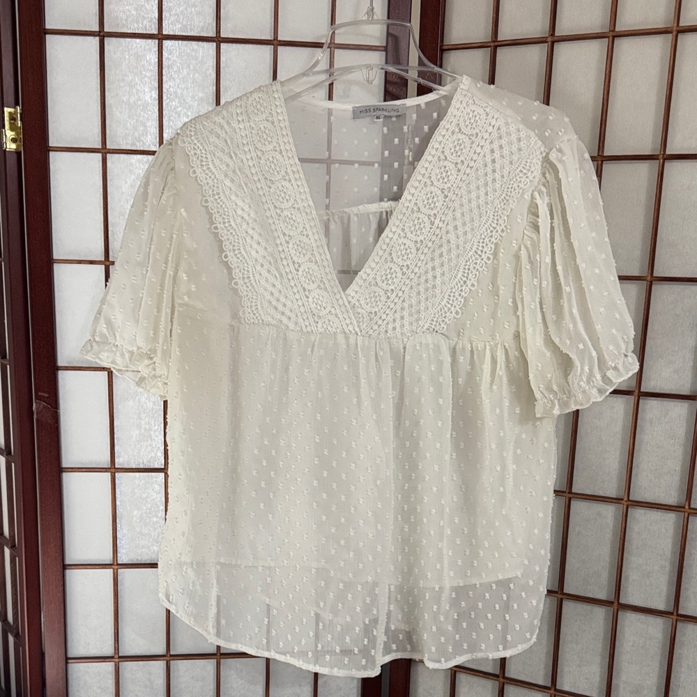 Chic Ivory Lace Blouse PTP 21.5 inches